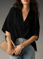 Relaxed fit zwarte blouse met korte mouwen en reverskraag van soepele stof - S / Zwart