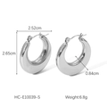 Dimensiones detalladas de los aros plateados en U con 2,65cm de altura y peso de 6,8g - Estilo Geométrico en C (HC-E10039-S) / Plateado