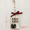 Pendaglio natalizio Mr & Mrs in legno con fiocco e perle per decoro di nozze - Stile Matrimonio MR & MRS