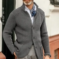 Gilet en maille gaufrée pour hommes avec col montant et boutons en milieu urbain - S / gris foncé