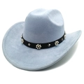 Chapeau de cowboy bleu clair en suédine avec ceinture cloutée et détails en perles - Bleu ciel