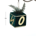 Cubo di velluto verde scuro con numero 40 dorato e decorazione di aghi di pino - Scatola Regalo Verde da 8cm (Confezione Singola)