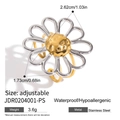 Macro-opname van de verstelbare madeliefring met zilveren bladen en gouden hart - Goud Zilver Tweekleurig Madeliefje Stijl (JDR0204001-PS)
