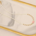 Elegante collana a pesce in acciaio inossidabile con ciondolo rosa e perline di madreperla - Rosa
