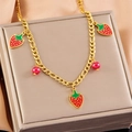 Collier en acier inoxydable doré avec fraises en émail rouge et perles rouges - Collier