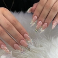Uñas postizas stiletto largas con lazos 3D y diamantes en elegante estilo francés - Stiletto Largo / Estilo Lazo 3D Blanco French (3XC1-13950)