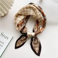 Sciarpa in seta a pieghe con motivi a catena vintage nei toni beige e arancio - Khaki Plissettato Motivo Lira