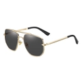 Occhiali da sole aviator classici con montatura in metallo dorato e lenti sfumate grigie - Montatura Oro Lente Nera