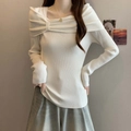 Pull en maille côtelée blanche ajusté avec détail de nœud élégant épaules dénudées - M / Blanc Cassé