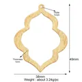 Goldener Blütenblatt-Anhänger mit gebürsteter Metallstruktur und 49x38mm Maßen - Exotisch Hohl / Gold