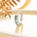 Orecchini a cerchio huggie argento con tre pietre di zirconi blu chiaro tondi - A300-3# Blu Mare Chiaro (Pezzo Singolo)