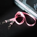 Rosa Schlüsselband aus Stoff mit doppelten Metall-Karabinern für Ausweise und Kartenhalter - 1.5cm / Rosa