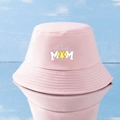Cappello a secchiello rosa Softball Mom con cuore su sfondo di legno blu - Taglia unica / Rosa