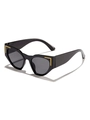 Occhiali da sole cat-eye neri e oro con lussuosi accenti in metallo a forma di L - Montatura Nera Lenti Grigie