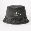 Vintage gewassen donkergrijze vissershoed met MILANO ITALY 3D borduursel op de voorkant - Verstelbaar / Zwart