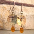 Retro geometric hammered circle earrings with bee relief and amber teardrop beads - Bee Amber Teardrop / Bronze