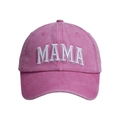 Dettaglio del berretto da baseball in cotone lavato rosa con ricamo MAMA bianco sul fronte - Taglia Adulto (56-58cm) / Rosa Antico (Solo MAMA)
