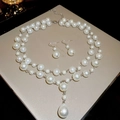 Set gioielli con perle vintage francese con collana a doppio strato e orecchini a goccia - Set da 2 Pezzi Collana e Orecchini (Bianco)