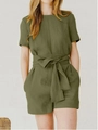 Vue de face de la combinaison en coton et lin vert olive avec ceinture à nouer et poches - S / Haut et Bas / Vert Militaire