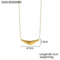 Detail shot of 14K gold-plated curved pendant necklace with 40+5cm snake chain dimensions - Crescent Geometric Curved Pendant