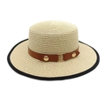 Flacher Strohhut für Damen mit Lederband und goldener Schnalle für den Sommer - M (56-58cm) / Beige