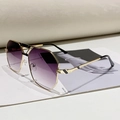Lunettes aviateur polygonales avec monture dorée et verres dégradés violets - Monture Dorée Verres Gris Dégradés