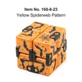 Infinity cube antistress giallo con motivi di pipistrelli e ragnatele di Halloween - Ragnatela Gialla (NO.168-8-23)