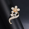Elegant gold flower brooch with sparkling rhinestones and delicate crystal tassels - Gold 5-Petal Flower Streamline