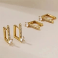 Boucles d'oreilles créoles dorées géométriques avec pierres de zircon transparentes - Créoles géométriques carrées avec CZ