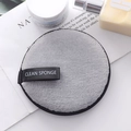 Disco desmaquillante redondo de microfibra gris con etiqueta para limpieza de la cara - Gris