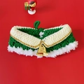 Collier de Noël pour animaux en crochet fait main vert forêt et blanc avec petit grelot doré - Écharpe Verte Double Couche avec Cloche