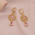 Pendientes dorados de flores vintage con cristales rosas en forma de gota - Rosa