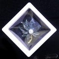 Maple leaf brooch with purple gradient glitter and white pearl in a floating gift box - Gradient Maple Leaf Style (XZ160)