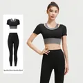 Dames 2-delige yogaset in sterrenzwart met 2-in-1 shirt met korte mouwen en sportlegging - S / Boven- En Onderstuk / Sterrenzwart