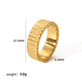 Detail view of golden gear ring showing dimensions 20.5mm diameter and 4.8g weight - US 6 / Horizontal Textured Gold Ring(TR4193-6) / Gold