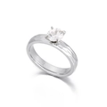 Minimalist silver ring with hammered texture and a clear round zircon stone - US 6 / Silver