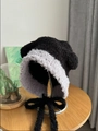 Cappello in maglia con orecchie da orso nero e grigio con lacci e morbido pile - Nero e grigio chiaro