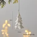 Mini albero di Natale in ceramica bianca con pois dorati e catena pendente, altezza 8 cm - Albero di Natale H / 40g