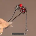 Épingle à cheveux en U avec pétales rouges, perle grise et glands métalliques, 12cm de large - Flocon de Neige Noir (174) / Diamètre Extérieur Env. 12CM / Noir