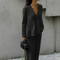 Ensemble deux pièces gris foncé avec haut à col en V et pantalon large décontracté - S / Noir