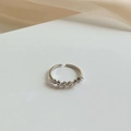 Silver retro bow ring with pearls in a minimalist vintage palace style for women - Silver Pearl Bow Ring (J2940)