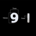 Ciondolo numero 9 in conchiglia bianca per gioielli alto 10mm e largo 7mm - Numero 9