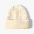 Bonnet en maille côtelée crème classique avec bord replié pour chaleur et confort - Blanc Lait (20B112B)