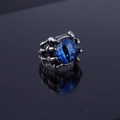 Cooler Punk Drachenkralle Ring mit blauem Teufelsauge und silbernem Gothik-Finish - Blaues Auge Adlerkralle Ring / Blau