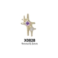 Dettaglio di ciondolo per unghie a stella in lega dorata con gemma viola, 9mm x 15,5mm - X828-Stella a croce dorata con zircone viola