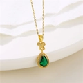 Collana dorata con pendente a goccia di smeraldo, zirconi micro-pavé e nodo a farfalla - Oro con pendente verde