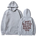 Felpa grigia oversize con stampa posteriore e tasca a marsupio in stile streetwear - Taglia S / Grigio chiaro