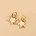 Boucles d'oreilles étoiles dorées avec anneaux en cristal et pendentifs polis - Style Étoile (ES2550-4)