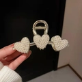 Pince à cheveux dorée élégante avec triple motif de cœur et perles blanches - Pince à Cheveux Triple Coeur Perle Doré