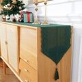Chemin de table au crochet vert foncé fait main avec motifs de dentelle et franges de Noël - 140cm / Motif à Pois Vert
